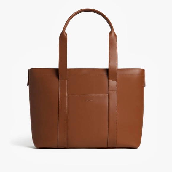 Metro Tote from Monos - brand new in box - Picture 1 of 2